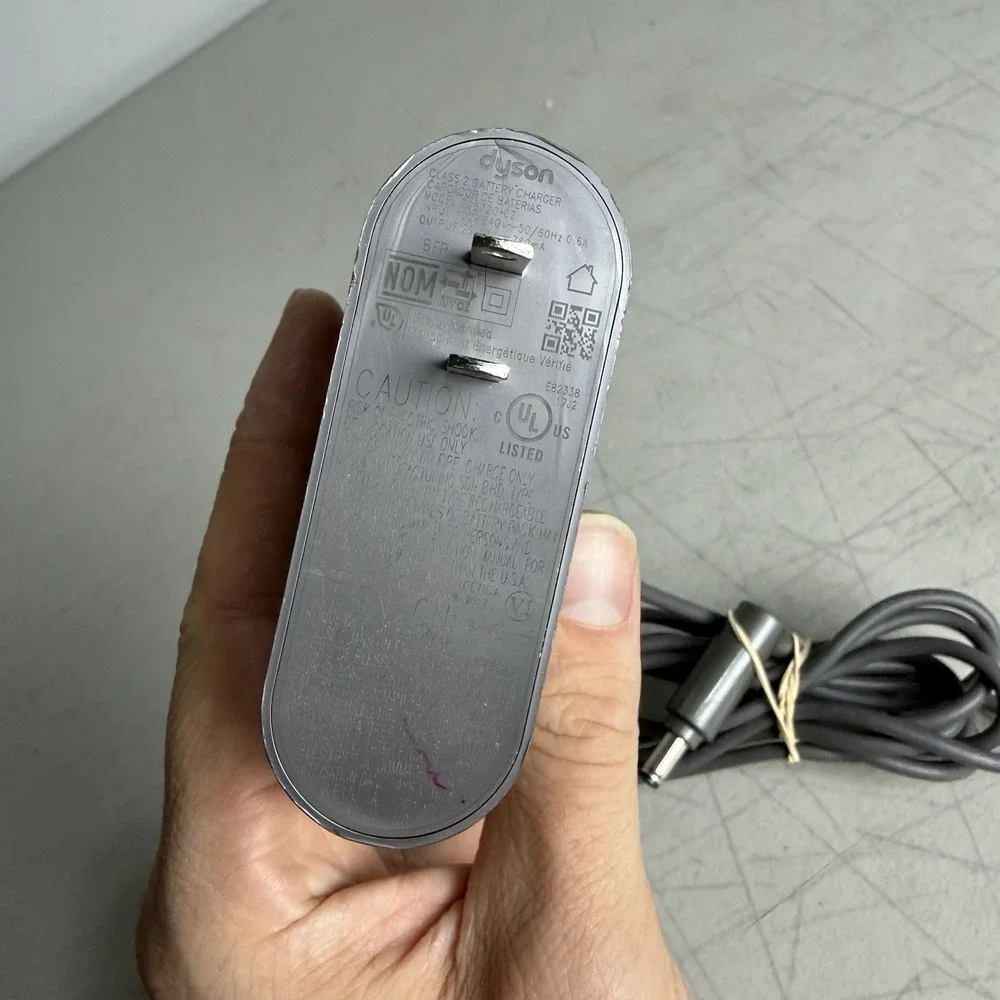 Genuine Dyson Vacuum Charging Power Supply 205720-02 (Fits V6 V7 V8)